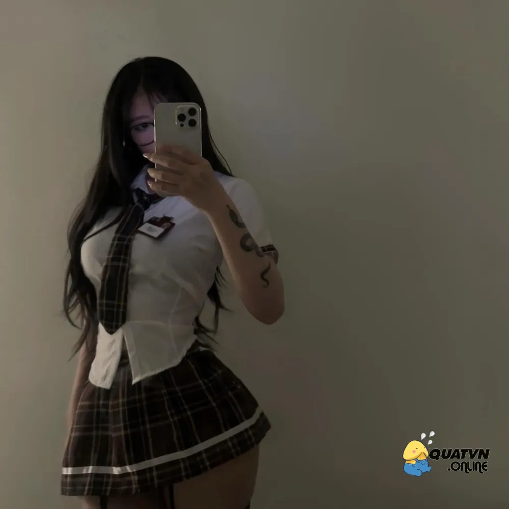 khuc thi huong onlyfans show hang 77